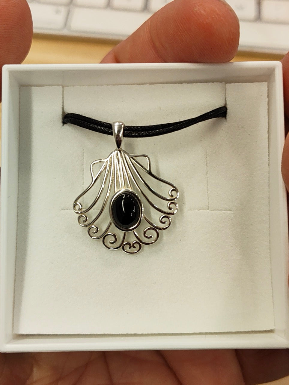 Silver Shell with Azabache (Jet) stone