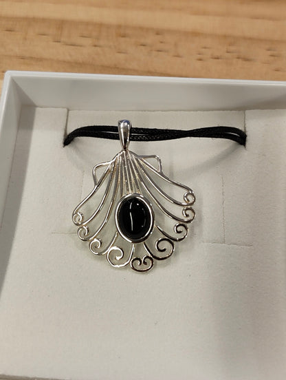 Silver Shell with Azabache (Jet) stone