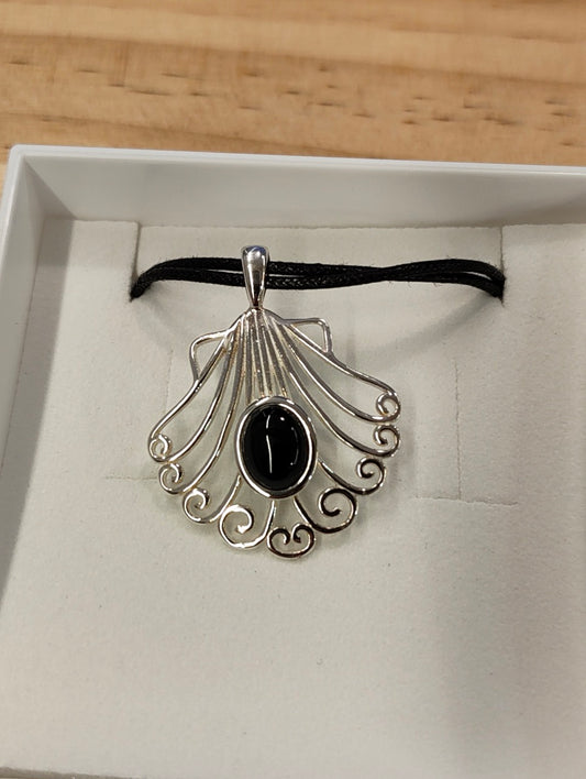 Silver Shell with Azabache (Jet) stone
