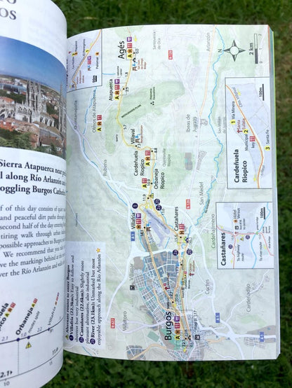 Village to Village Guide:  Camino Frances: St Jean - Santiago - Finisterre (w/free Credential)