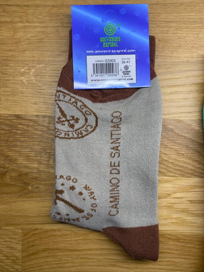 Camino Sock (brown with arrow and shell)